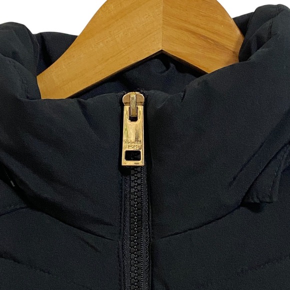 Michael Kors Women's Black Chevron Quilted Puffer Jacket Gold Hardware Small - Picture 9 of 10